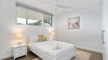 3 Schlafzimmer, Bügeleisen/Bügelbrett, Bettwäsche