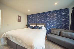 House | 1 bedroom, free WiFi, bed sheets - Stunning 1-bed Annex in Hawick (Hawick)