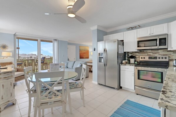 Unclassified image, 1 of 41, button