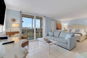 Unclassified image, 4 of 41, button