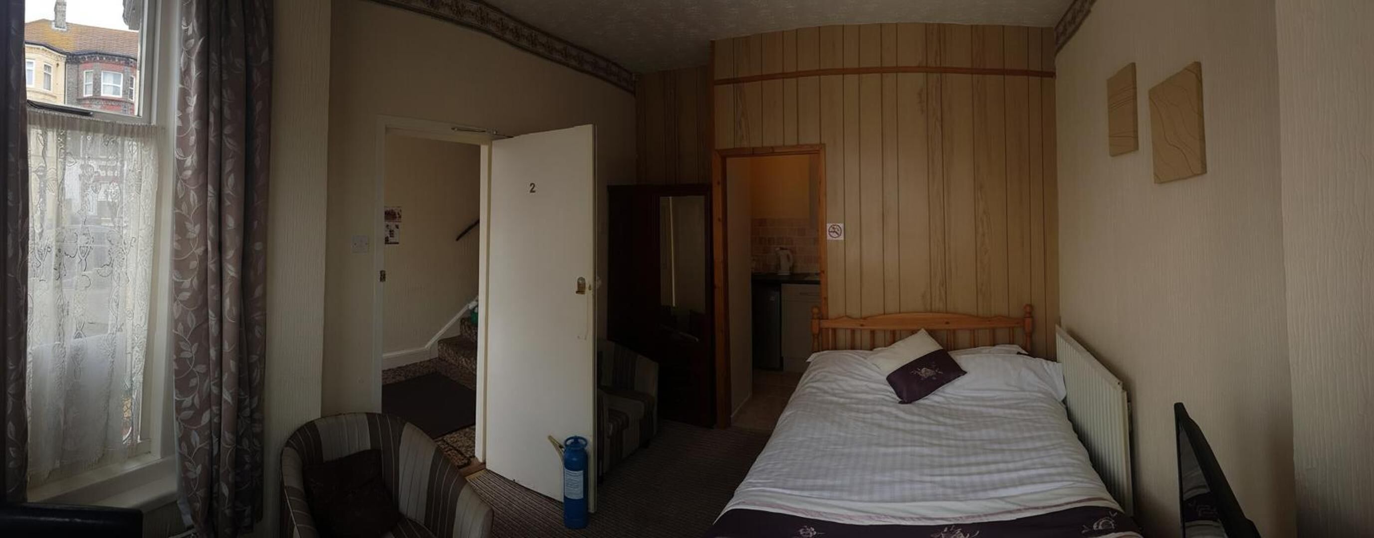 1 kamar tidur, setrika/meja setrika, Wi-Fi gratis, dan seprai linen
