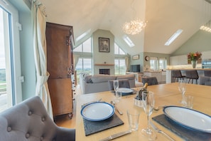 Private kitchen - Hillcrest - 8 Person Luxury House and Hot Tub (Hawick)