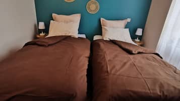 3 Schlafzimmer, Zimmersafe, Bügeleisen/Bügelbrett, Reisekinderbett