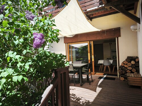 4* family apartment, terrace, garden and fireplace