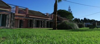 Royal Garden Apartments