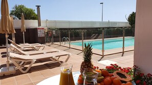 A heated pool - Apartment with pool view (San Bartolomé de Tirajana)