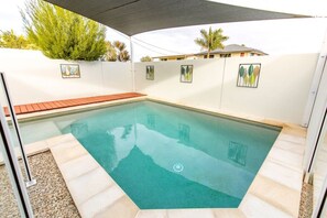 Pool - Golden Beach Family Home with Pool (Golden Beach)