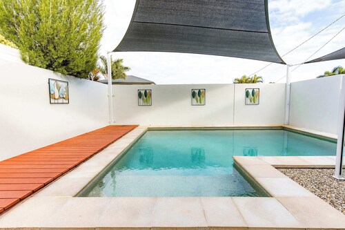 Golden Beach Family Home with Pool