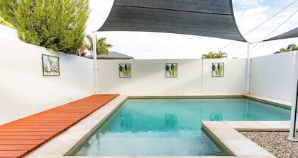 Golden Beach Family Home with Pool