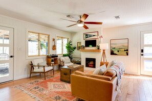 TV, peis, videospill og DVD-spiller