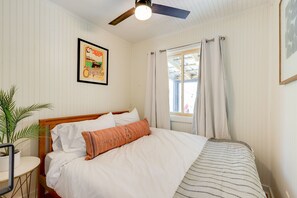 1 soverom, reiseseng for barn og sengetøy