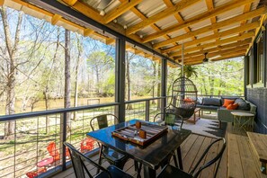 Outdoor dining - Riverfront Cottage - Get Away from It All!  (Summit)