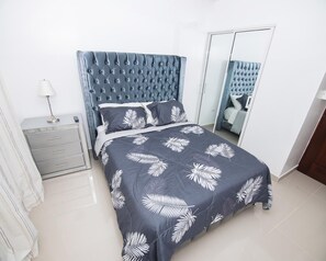 3 Schlafzimmer, Bügeleisen/Bügelbrett, WLAN, Bettwäsche