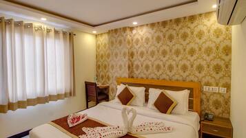 Habitación ejecutiva | Escritorio y wifi gratis