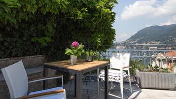 Family Apartment | Terrace/patio