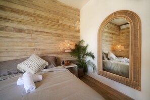 3 عدّة غرف نوم وملاءات أسرّة