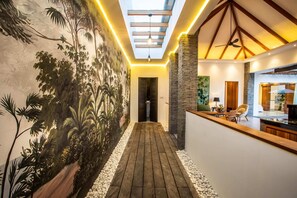 Villa, 4 Bedrooms, Smoking, Private Pool | Interior