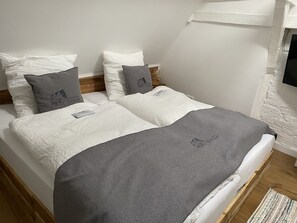 2 Schlafzimmer, Bügeleisen/Bügelbrett, kostenloses WLAN, Bettwäsche