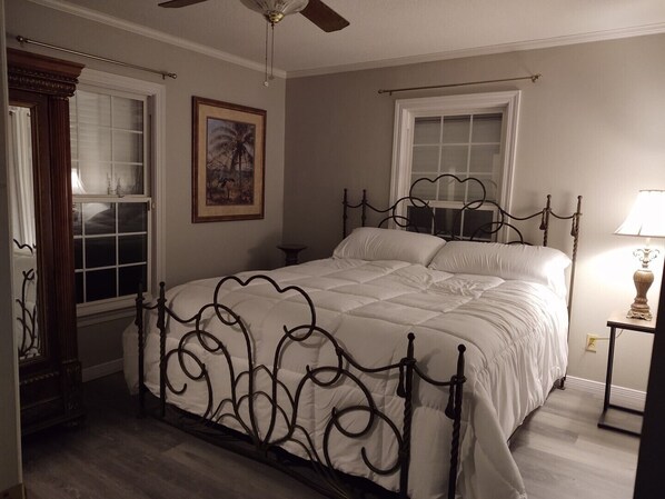 3 bedrooms, WiFi, bed sheets, wheelchair access