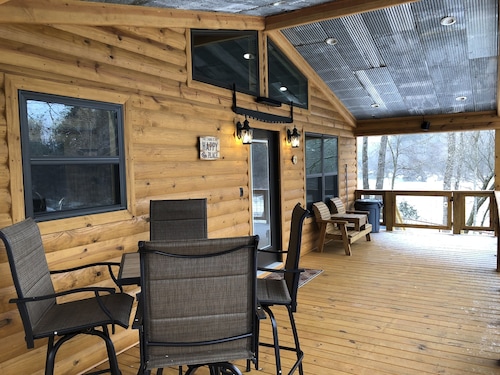 OUACHITA RIVER CABIN LIKE NO OTHER YOU WILL FIND!!!!