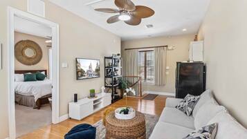 TV connectée, jeux vidéo, chaßne hi-fi