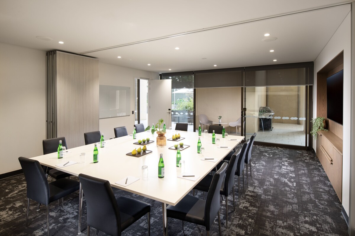 Majestic M Suites