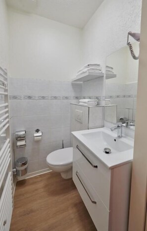 豪華公寓 | 浴室 | 免費梳洗用品、番梘、洗頭水、廁紙