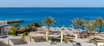 Sphinx Aqua Park Beach Resort