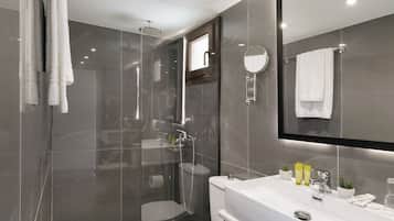Superior-Zimmer (Family) | Badezimmer | Dusche, Haartrockner, Handtücher, Seife