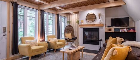 Téléviseur, foyer, Netflix, services de diffusion en continu