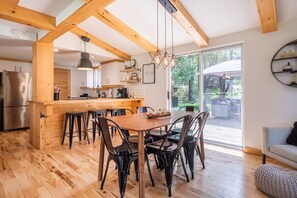 Dining - Chalet Scandinavian,  Turn Key Amenities + Pet Friendly + Dedicated Workspace with Hi Speed WiF (Orford)