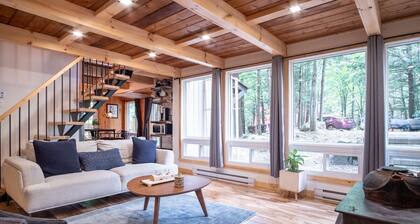 Chalet Stockholm, Turn Key Amenities + Pet Friendly + Dedicated Workspace with Hi Speed WiF