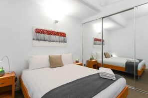 1 bedroom, desk, iron/ironing board, WiFi - Wonderful Apartment in the Heart of CBD! (Melbourne)