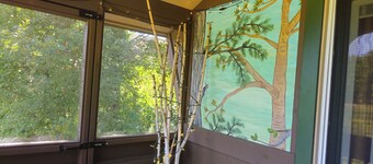 Adventures await You! Private Chalet near hiking trails, tubing, Gore Mtn. Ski.