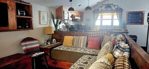 スマートテレビ、書庫、ステレオ