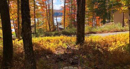 Cozy Chalet with First Lake access just minutes from town. Great Location