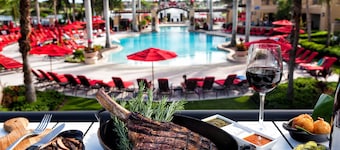 New Home on PGA National Golf Course with Private Hot Tub by Guaranteed Rental™