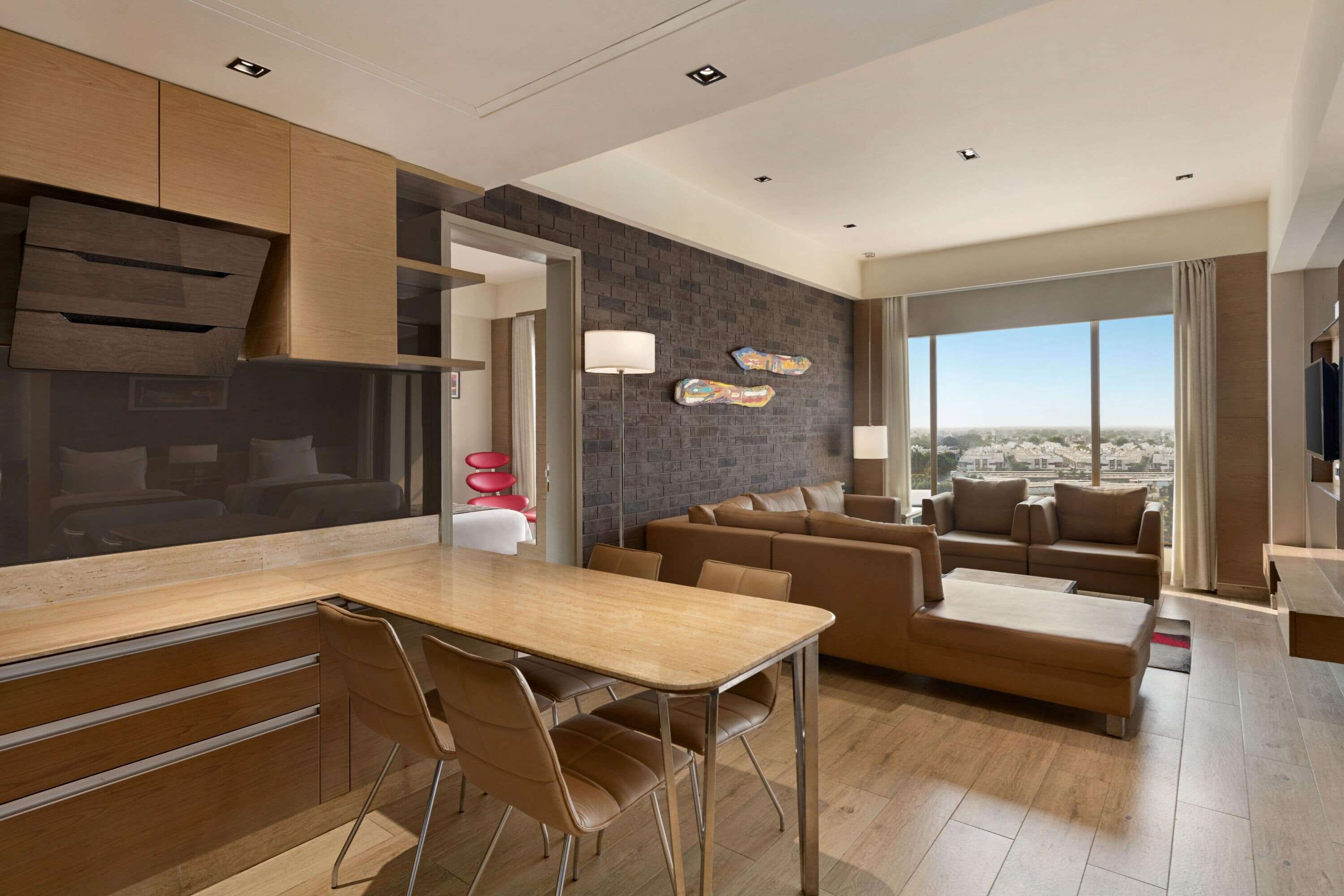 Hochwertige Bettwaren, Minibar, Zimmersafe, Schreibtisch