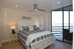2 chambres, fer et planche à repasser, accès au Wi-Fi (inclus)