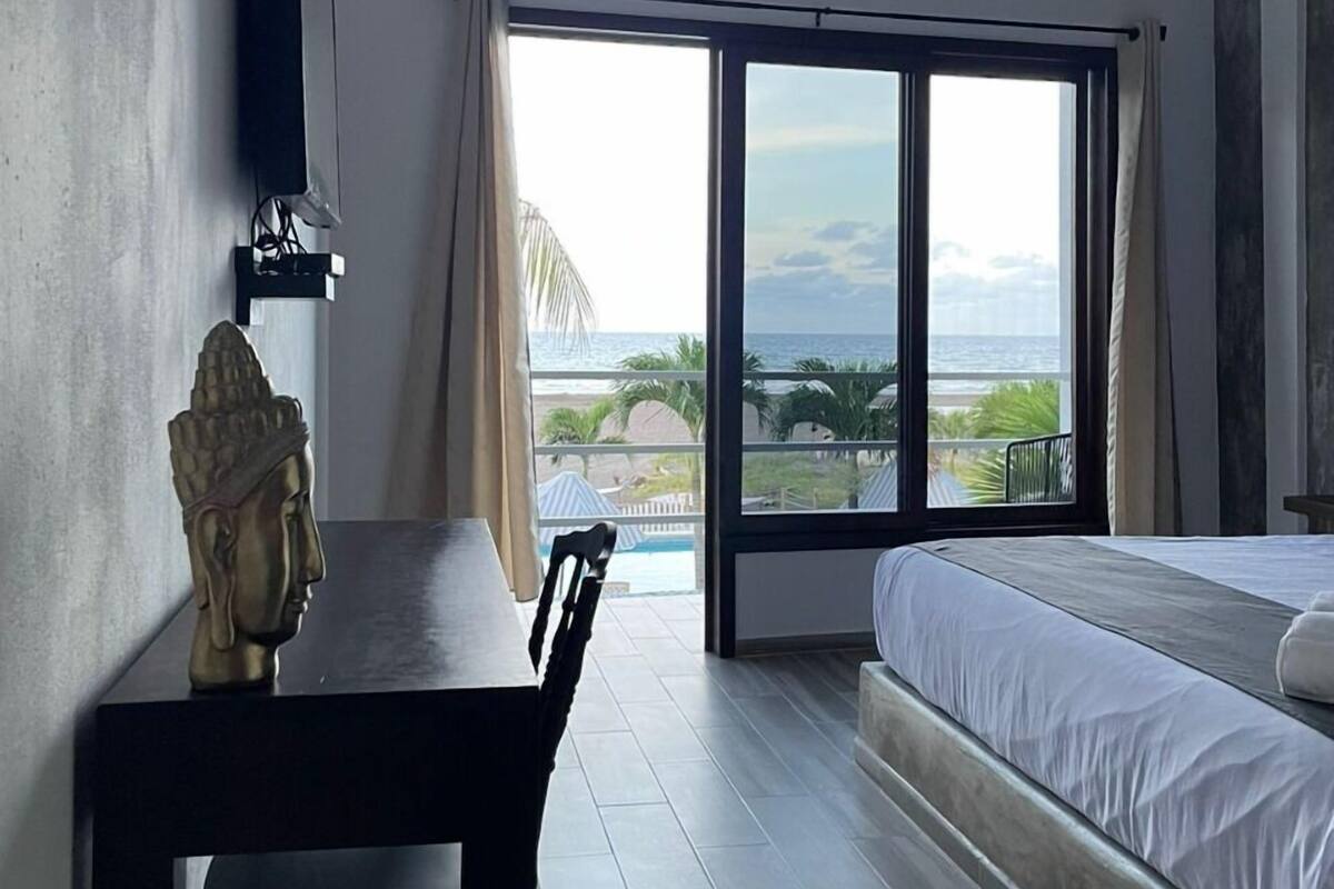 Superior Double Room | Desk, iron/ironing board (on request), free WiFi, bed sheets