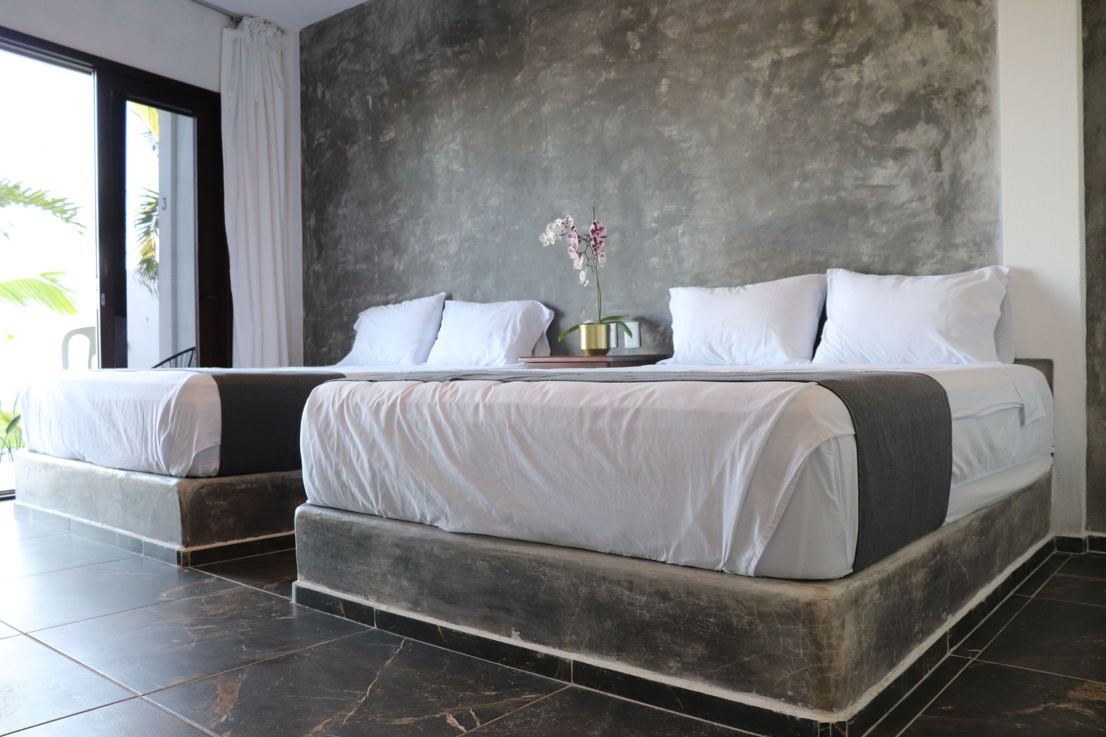 quadruple room, 2 double beds | desk, iron/ironing board, free wifi, bed sheets