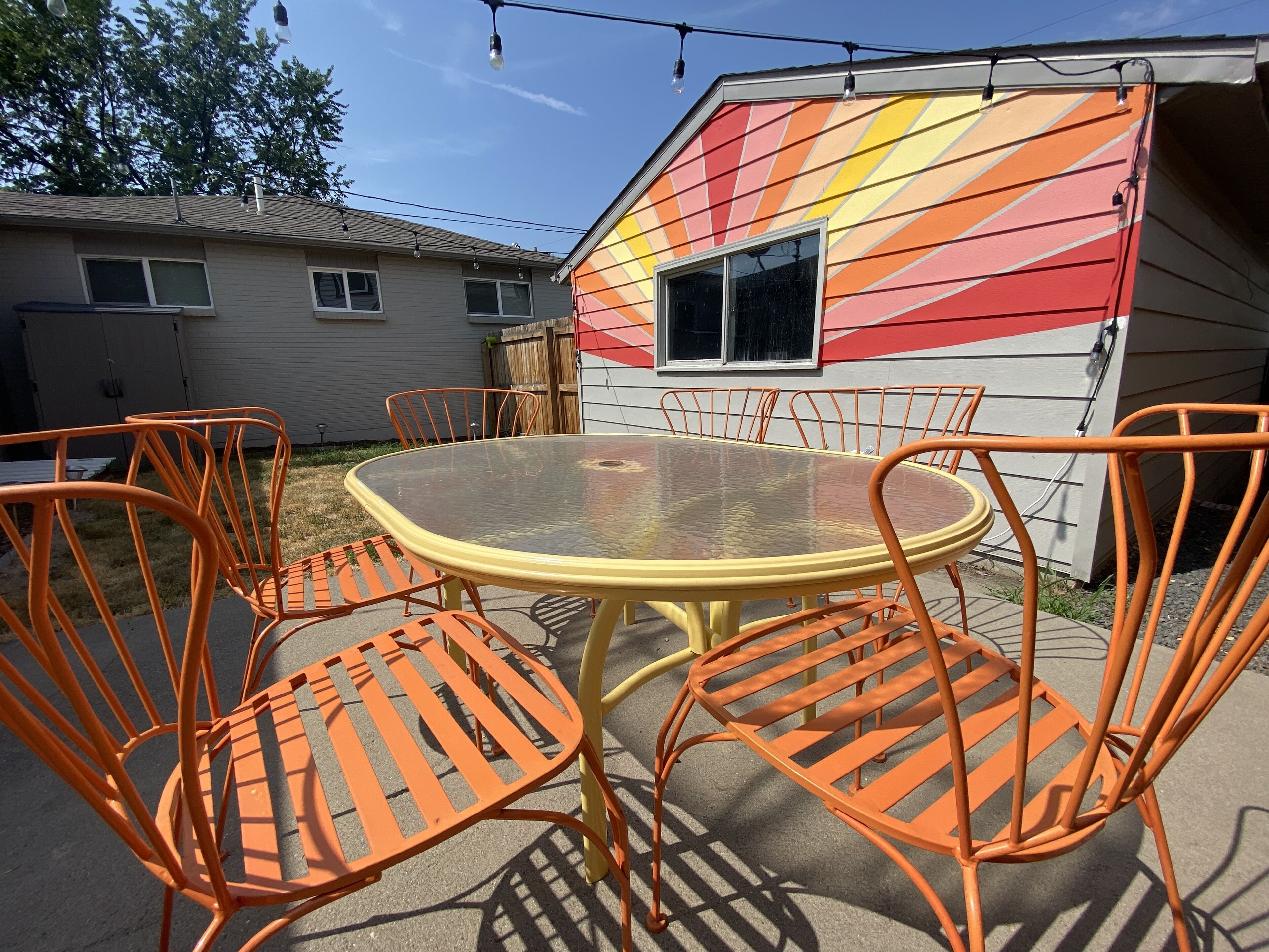 Entire House Private Backyard - Pet Friendly
