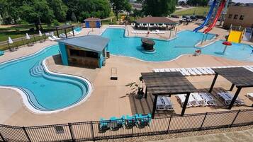 Indoor pool, outdoor pool