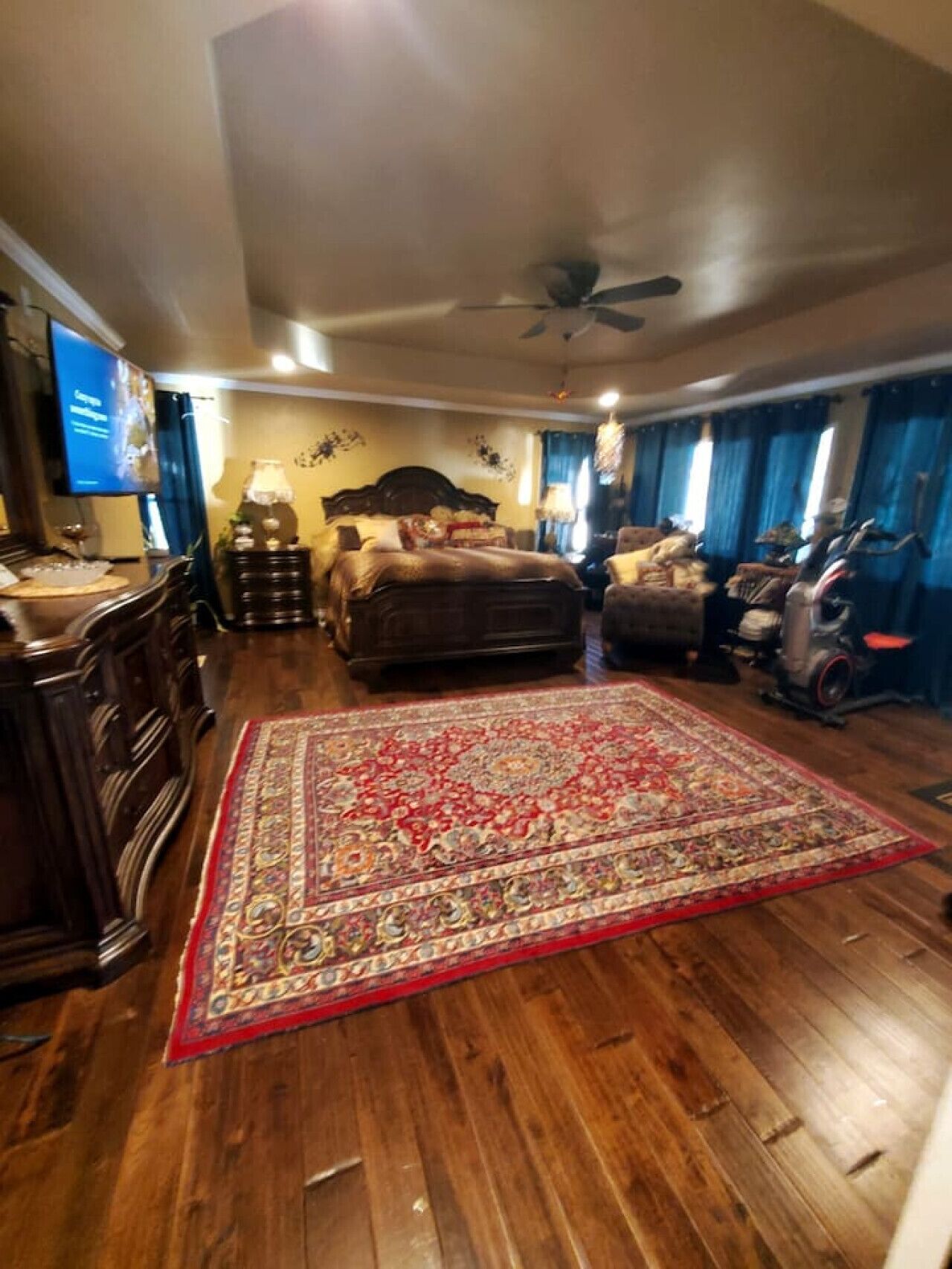 3 عدّة غرف نوم ومكتب ومكواة/لوح كي وواي فاي