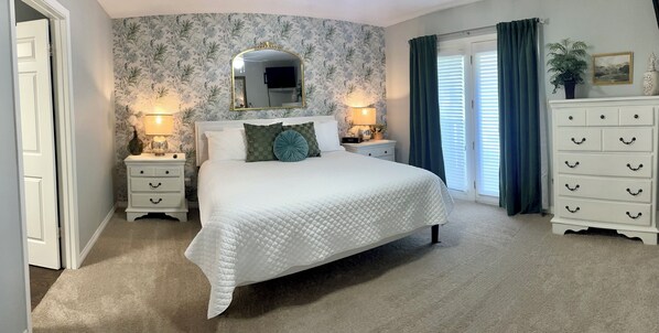 3 bedrooms, desk, iron/ironing board, travel cot