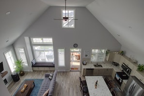 Smart TV, fireplace, books, offices