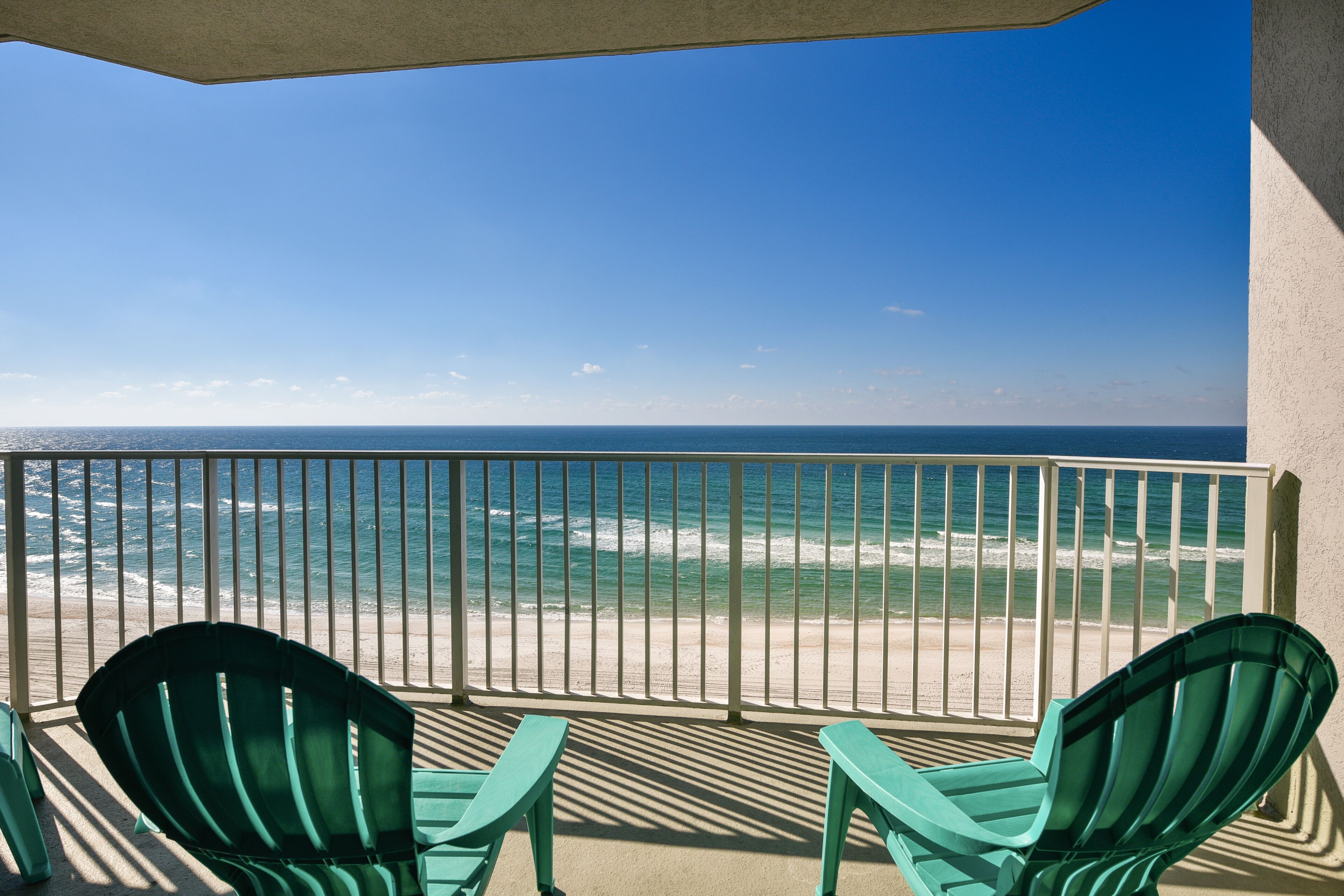 🏖️Fall Break Specials-8th Floor; Winter DISCOUNTED NOV-FEB $2100/mo 🏖️