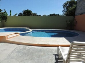 Udendørs pool