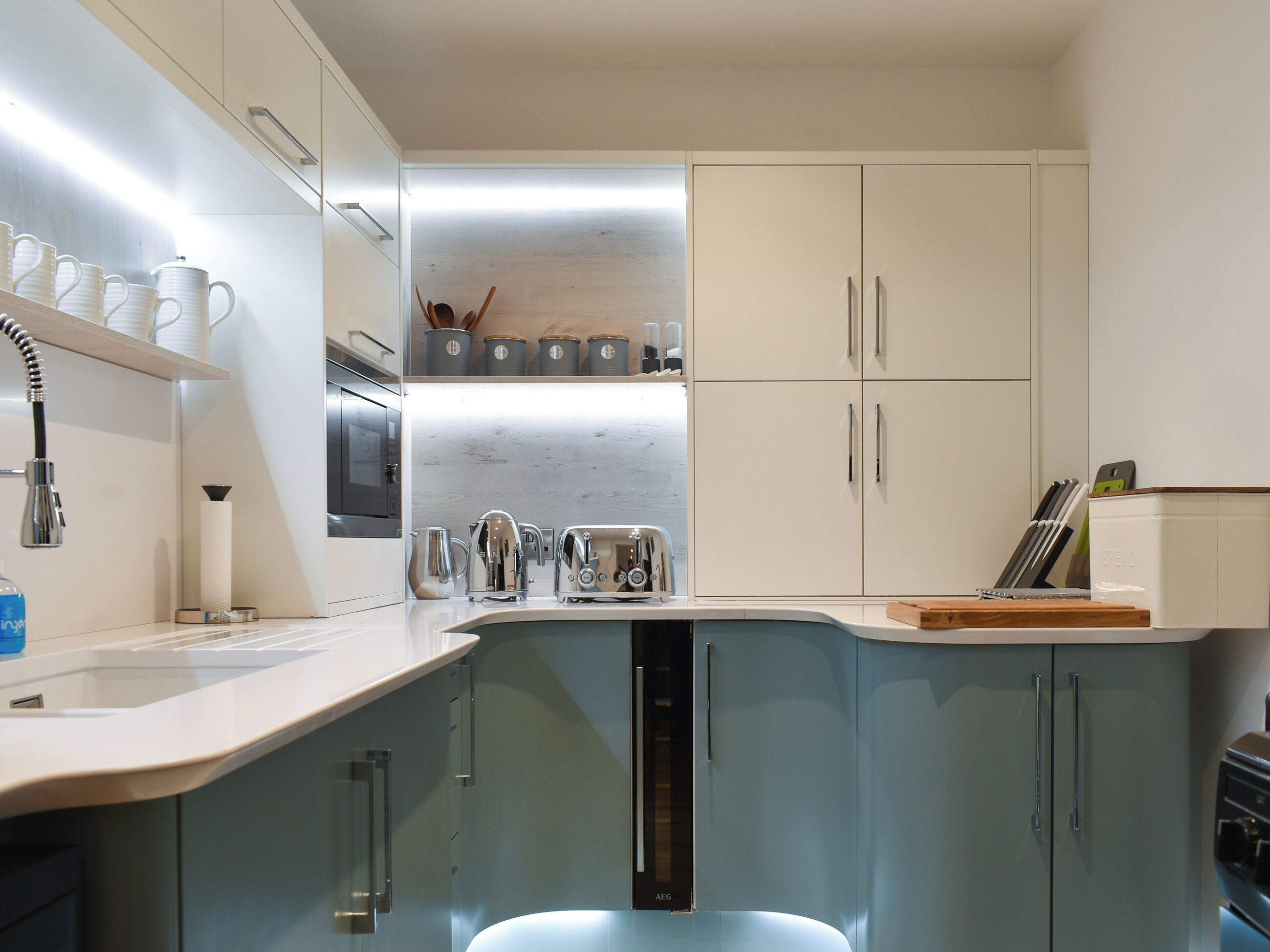 Dishwasher, high chair, freezer