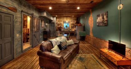 LOFTS OVER MAIN~ Chattooga Studio